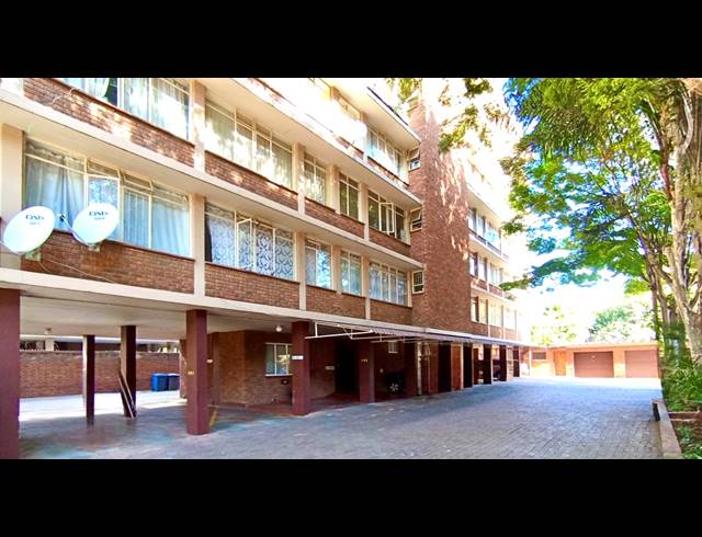 3 BEDROOM APARTMENT FOR SALE IN SUNNYSIDE